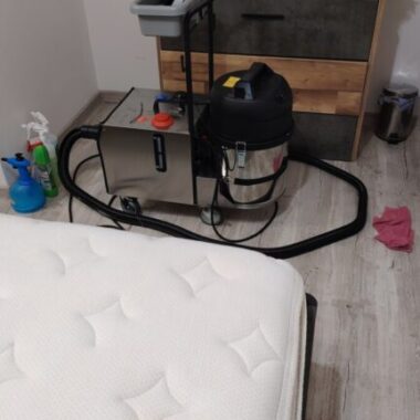 www.clean-spot.ro, spalare curatare saltele saltea oradea , igienizare spalatorie tapiterie oradea